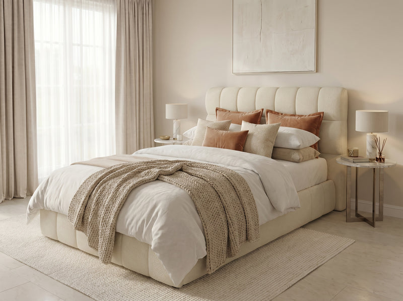 Lit boxspring Arche 160×200, Bouclé crème, tête arrondie & matelas pillow-top inclus