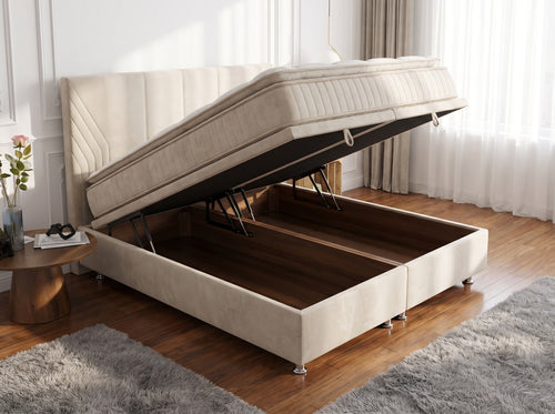 Lit boxspring Livia , Velours crème, tête de lit chevron & coffre de rangement (matelas inclus)