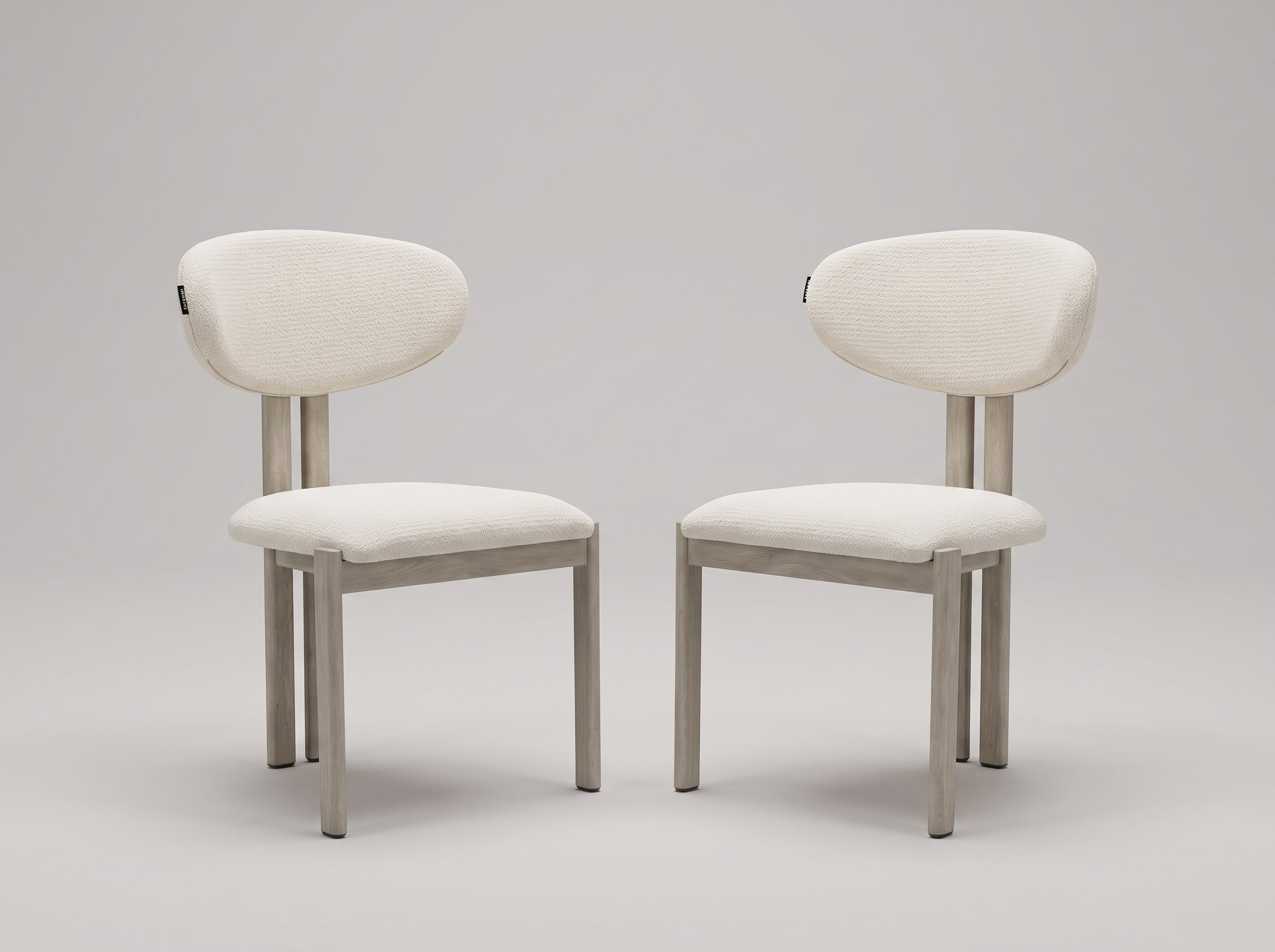 Chaise Bella dossier galbé bouclé beige, penthouse contemporain